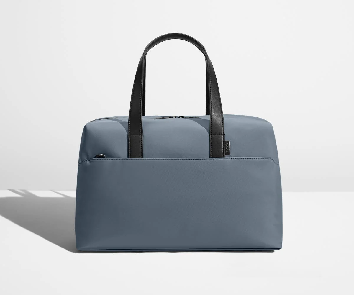 Front view of the Everywhere duffle bag