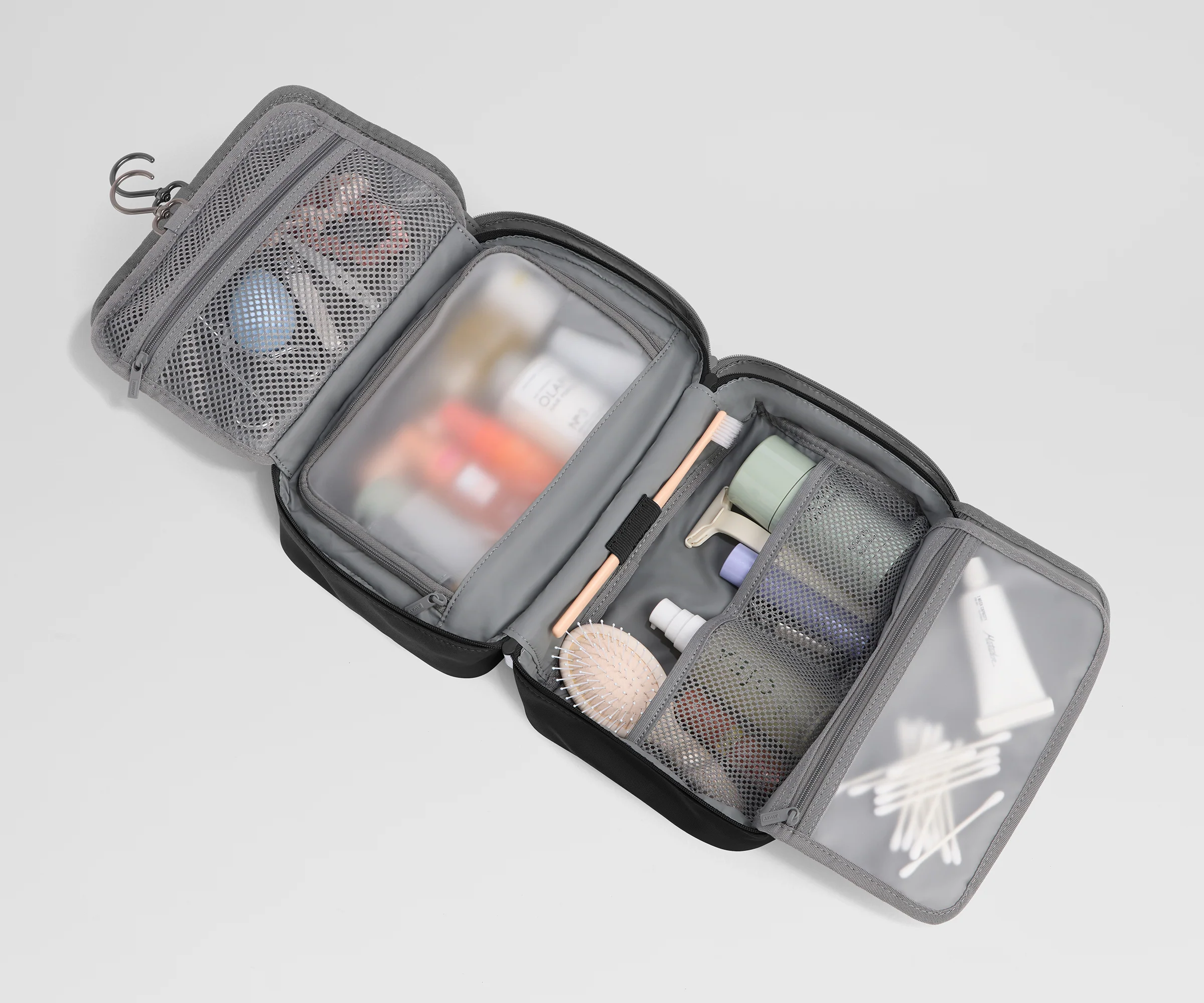 Hanging Toiletry Bag in Jet Black